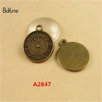 BoYuTe (50 adet / grup) 17mm Çinko Alaşım Antik Bronz Saat Dıy Charms Kolye Takı Bulguları için moda Bilezik Kolye